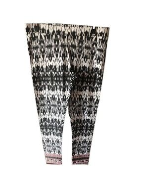 Aeropostale Invite Only Leggings Black/White/Orange Pattern Size XL